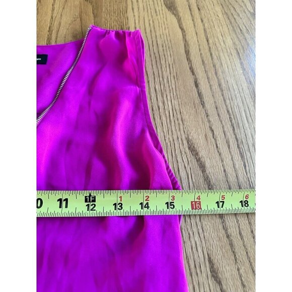 🎈🎈🎈INC Sheer V Neck Sleeveless  1/4 Zip Blouse Magenta Size XS NEW Lightweight - Picture 9 of 9